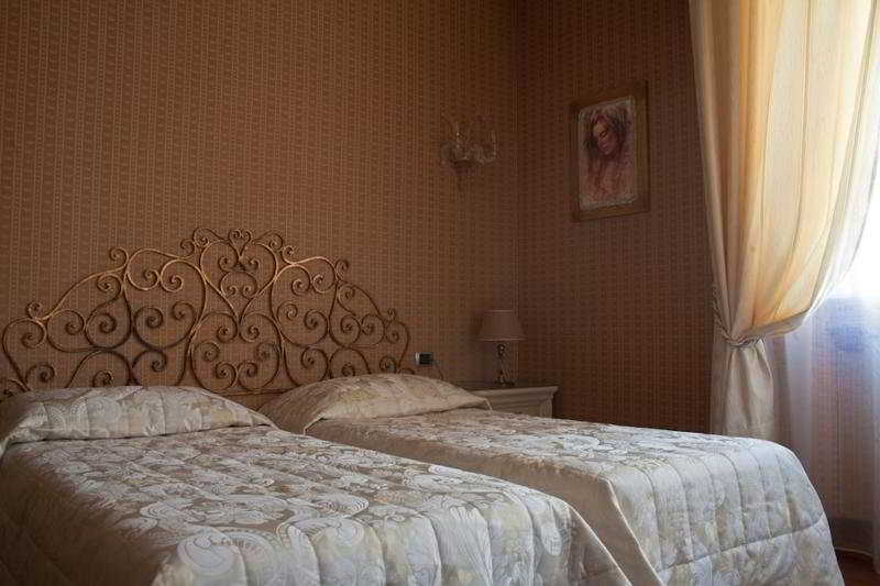 C-Hotels De Rose Palace Firenze Eksteriør billede