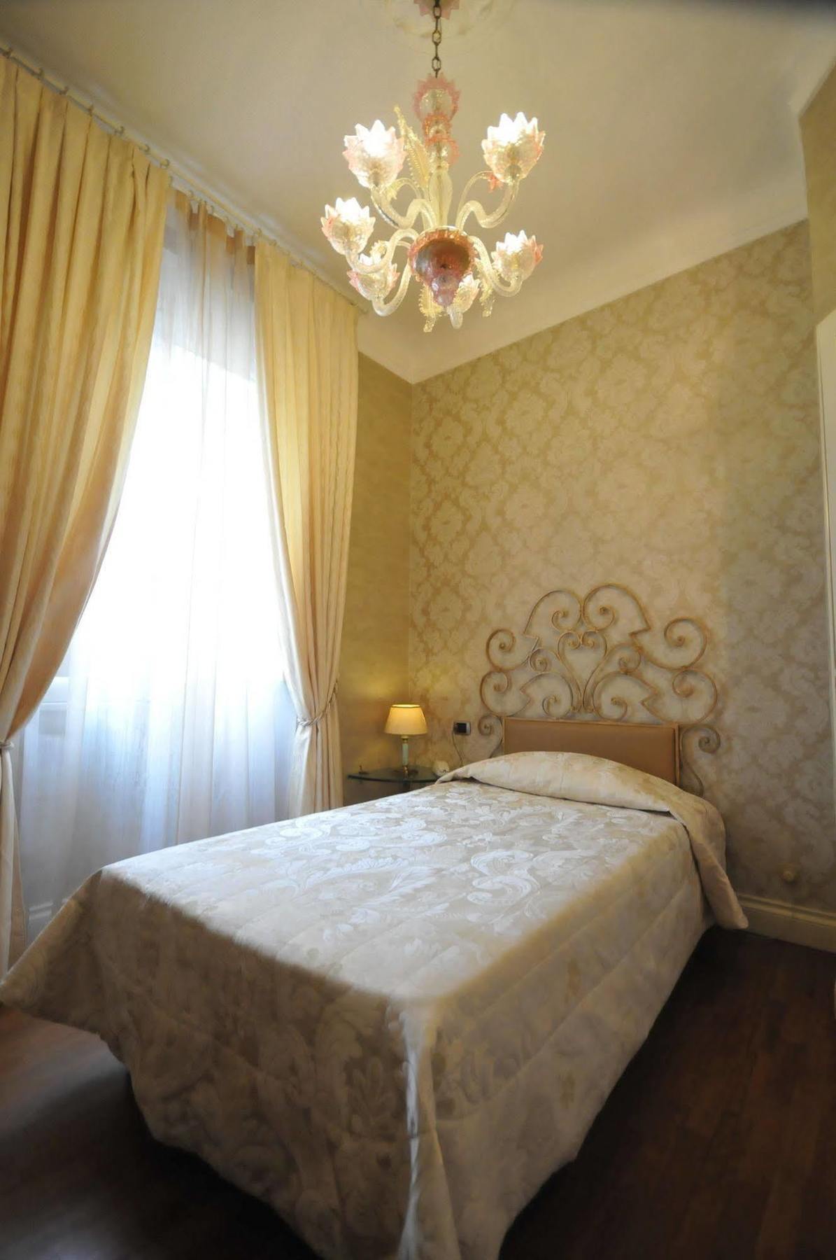 C-Hotels De Rose Palace Firenze Eksteriør billede