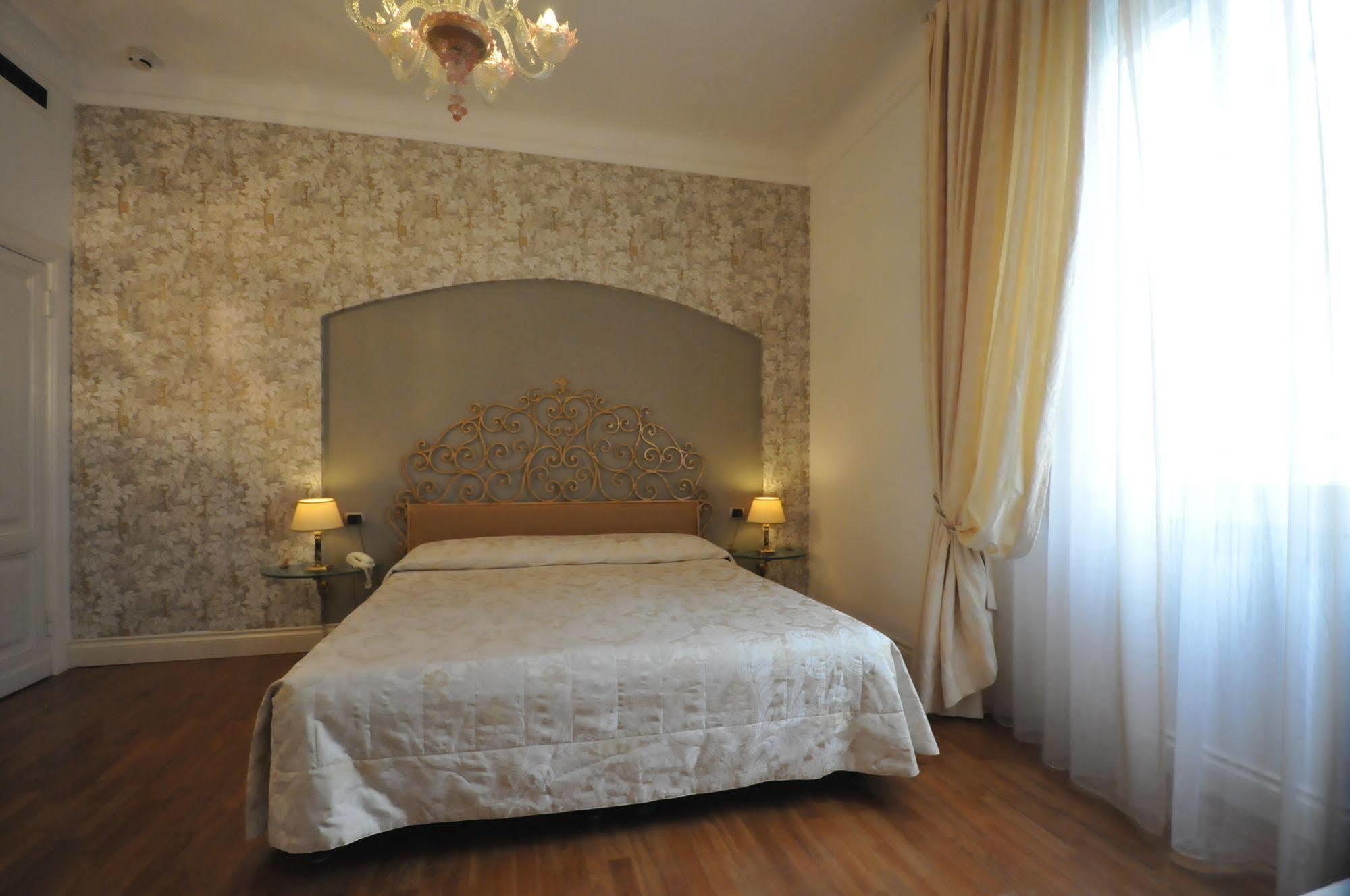 C-Hotels De Rose Palace Firenze Eksteriør billede