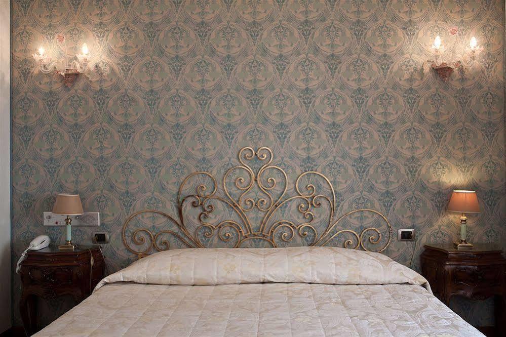 C-Hotels De Rose Palace Firenze Eksteriør billede