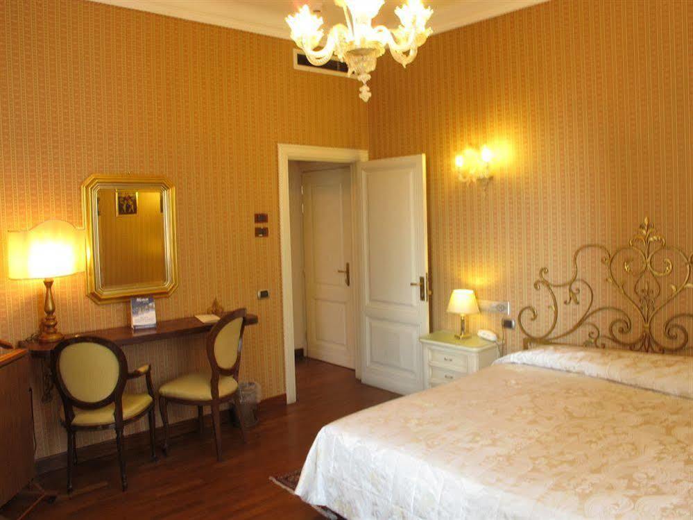 C-Hotels De Rose Palace Firenze Eksteriør billede