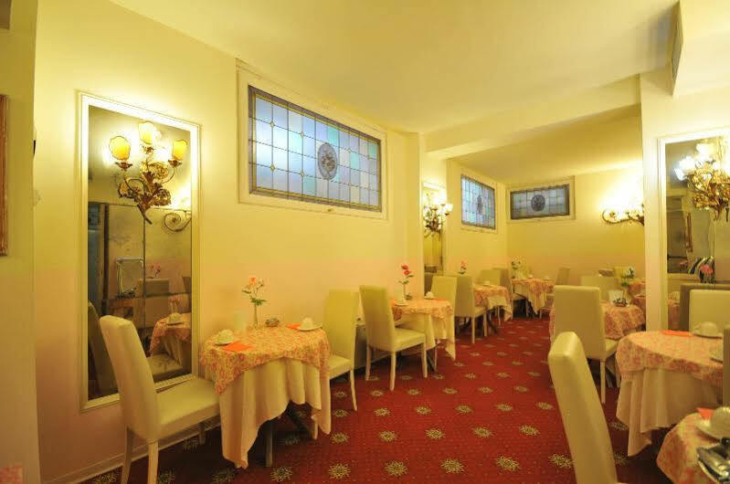 C-Hotels De Rose Palace Firenze Eksteriør billede